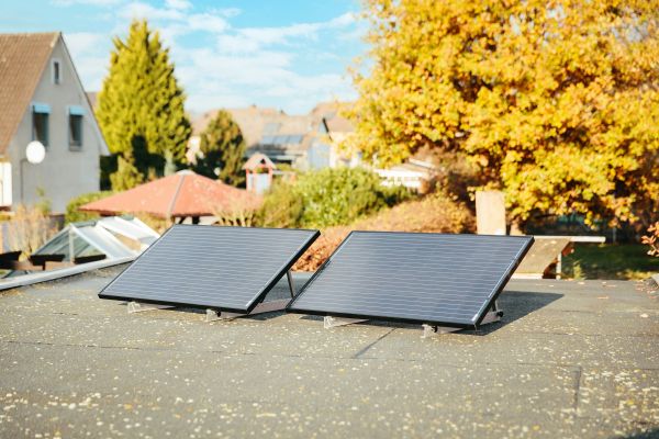Comment les panneaux solaires transforment votre énergie quotidienne